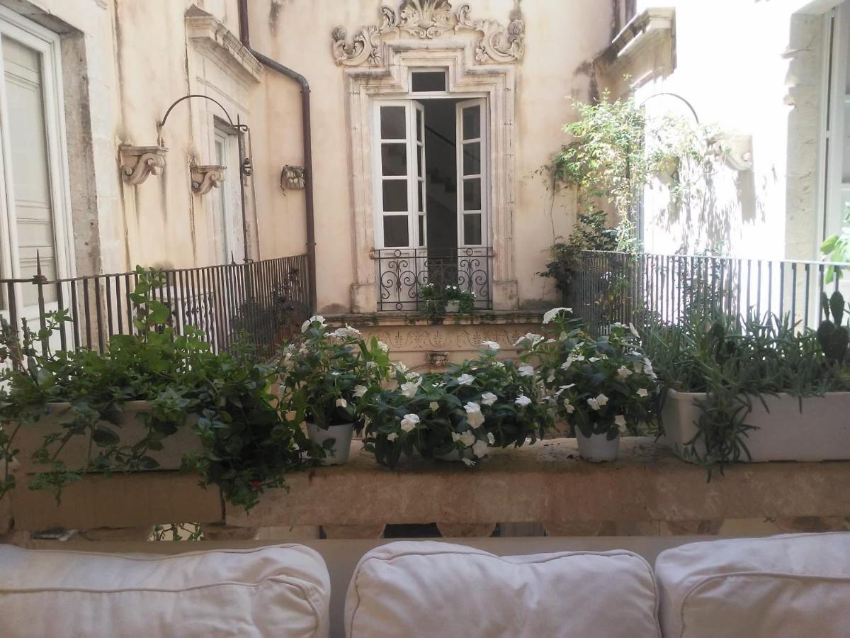 Ortigia Family House Daire Siraküza Dış mekan fotoğraf